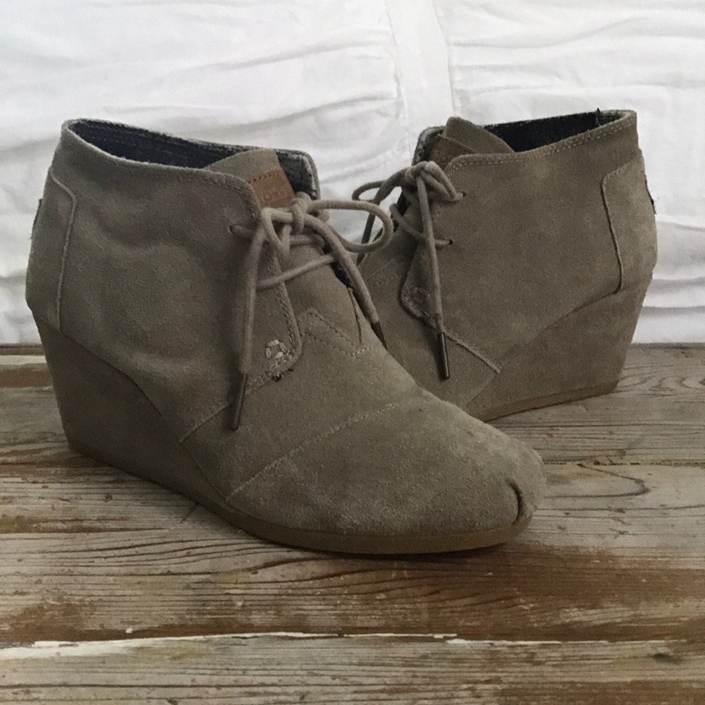 Toms wedge booties